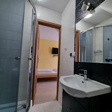 Gazda Πανσιόν Sromowce Niżne